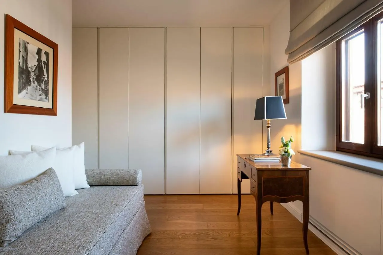 Top Of Florence Luxury Penthouse & Rooftop Hotel Apartment